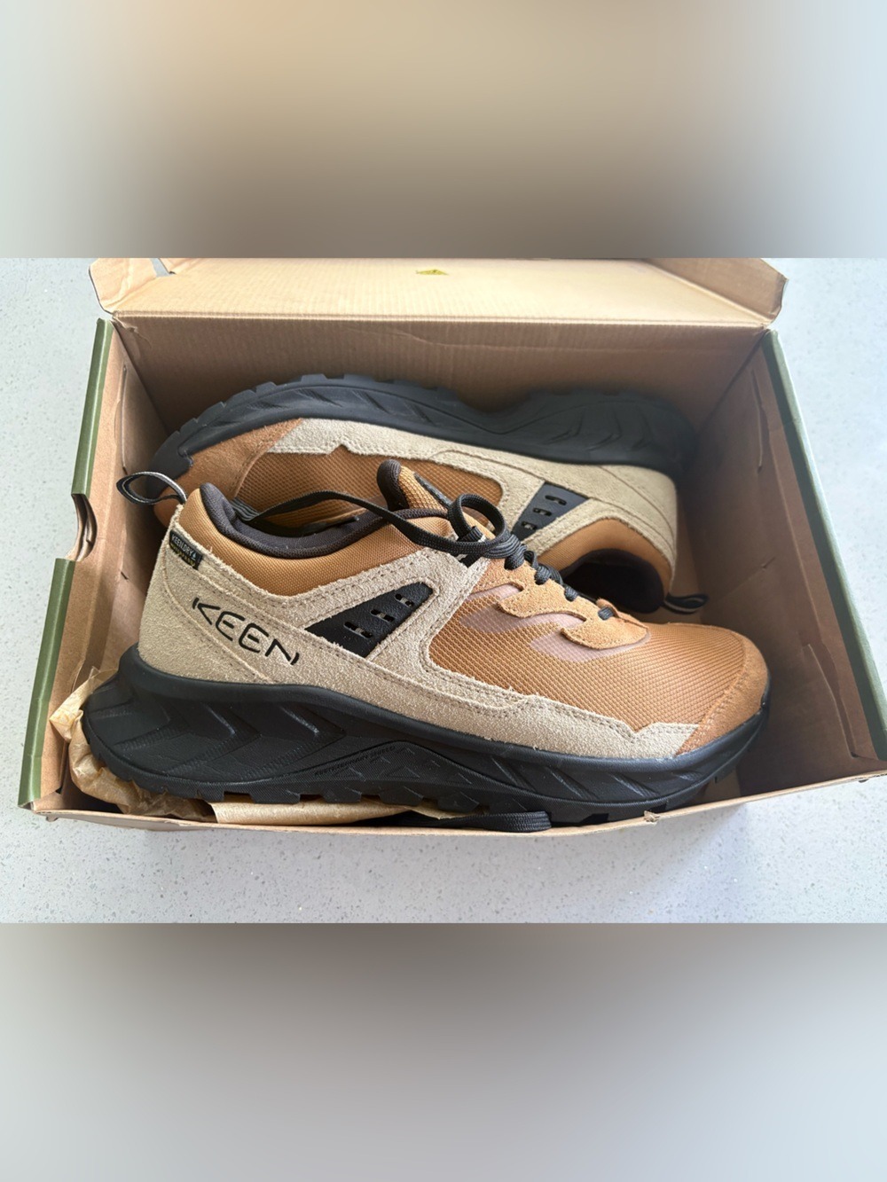 KEEN Men’s Chipmunk/safari hiking shoes